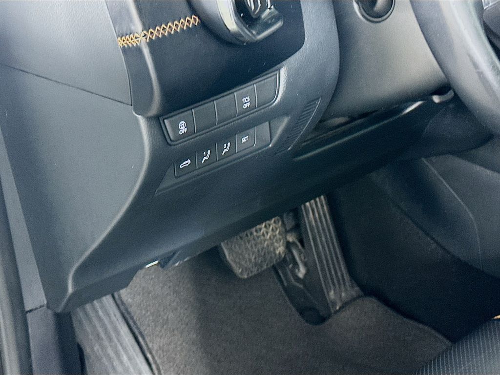 Thumbnail: 2023 Mazda CX-50 - 10