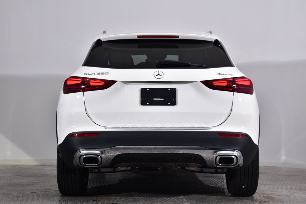 Thumbnail: 2025 Mercedes-Benz GLA - 4