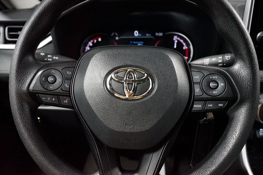 Thumbnail: 2024 Toyota RAV4 - 12