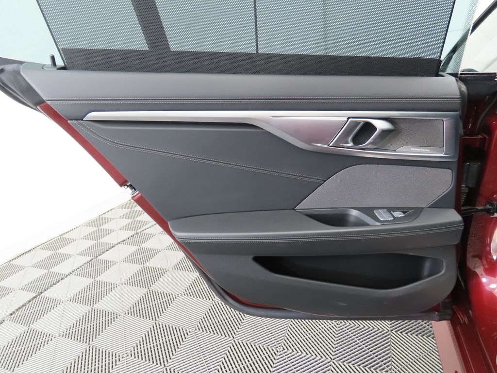 Thumbnail: 2022 BMW 8 Series - 27