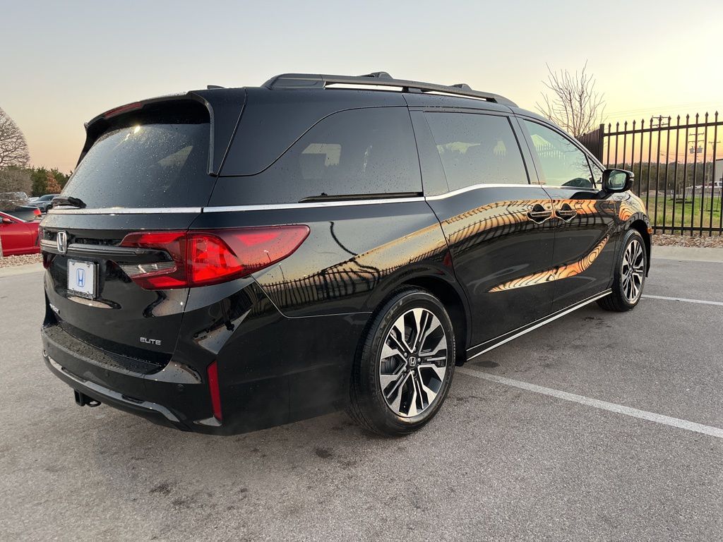 Thumbnail: 2026 Honda Odyssey - 3