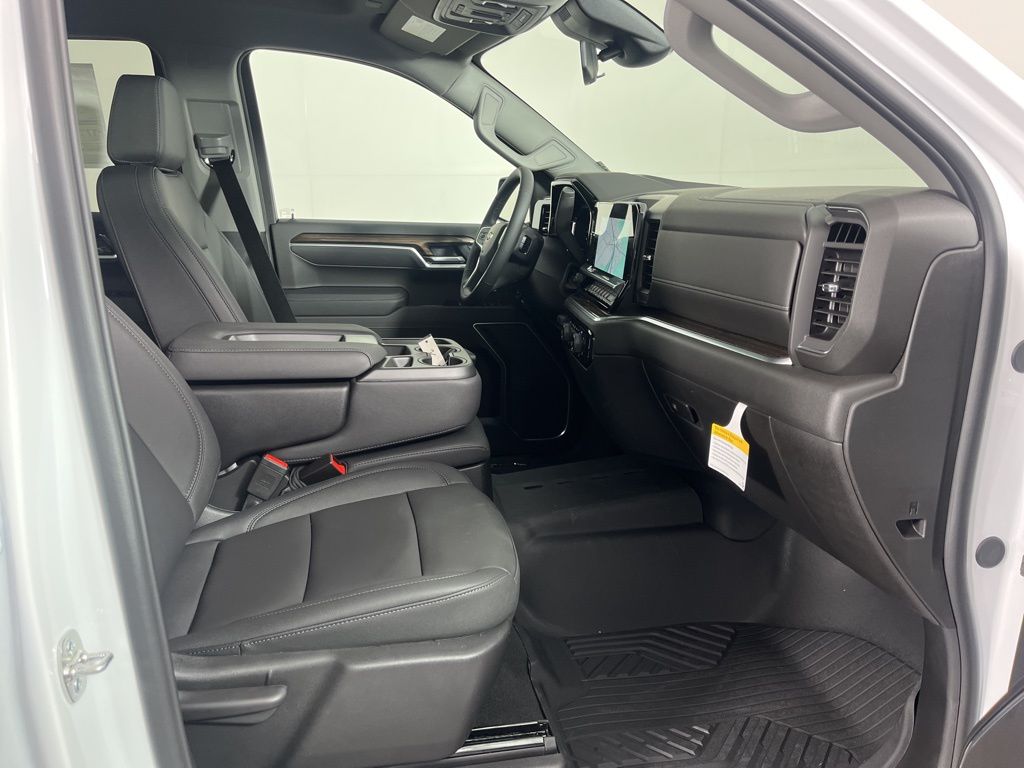 Thumbnail: 2025 Chevrolet Silverado 1500 - 8