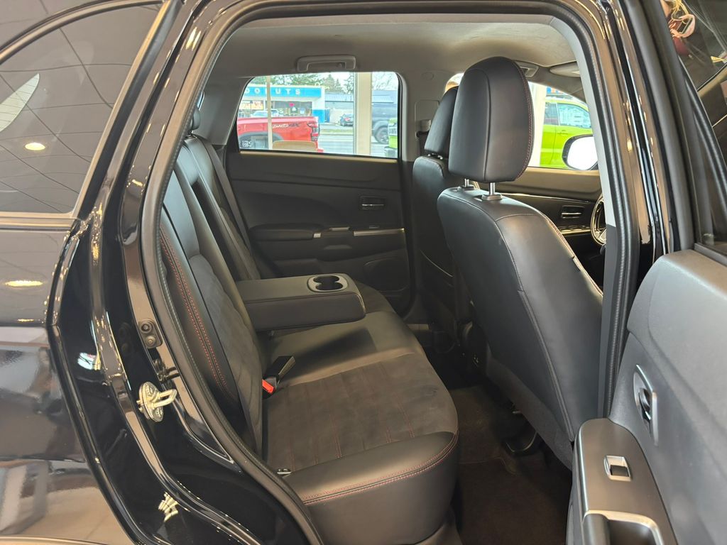 2024 Mitsubishi Outlander Sport 2.0 SE