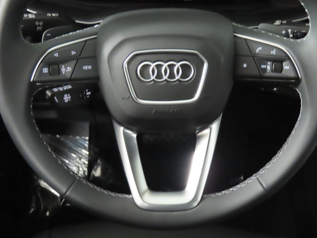 Thumbnail: 2025 Audi Q7 - 14