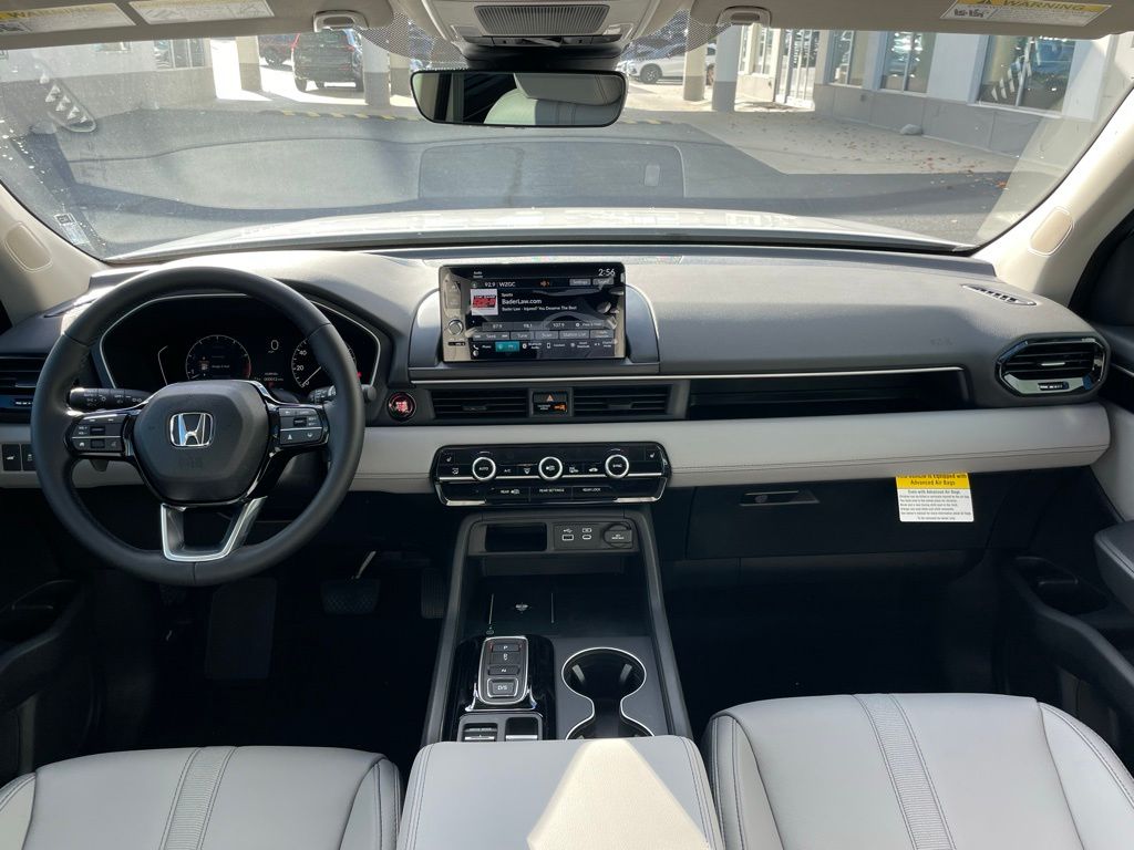 Thumbnail: 2025 Honda Pilot - 10