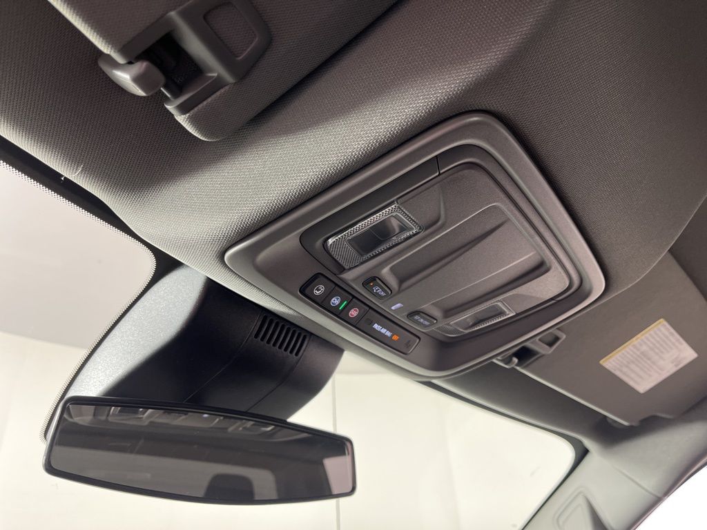 Thumbnail: 2026 Chevrolet Silverado 1500 - 28