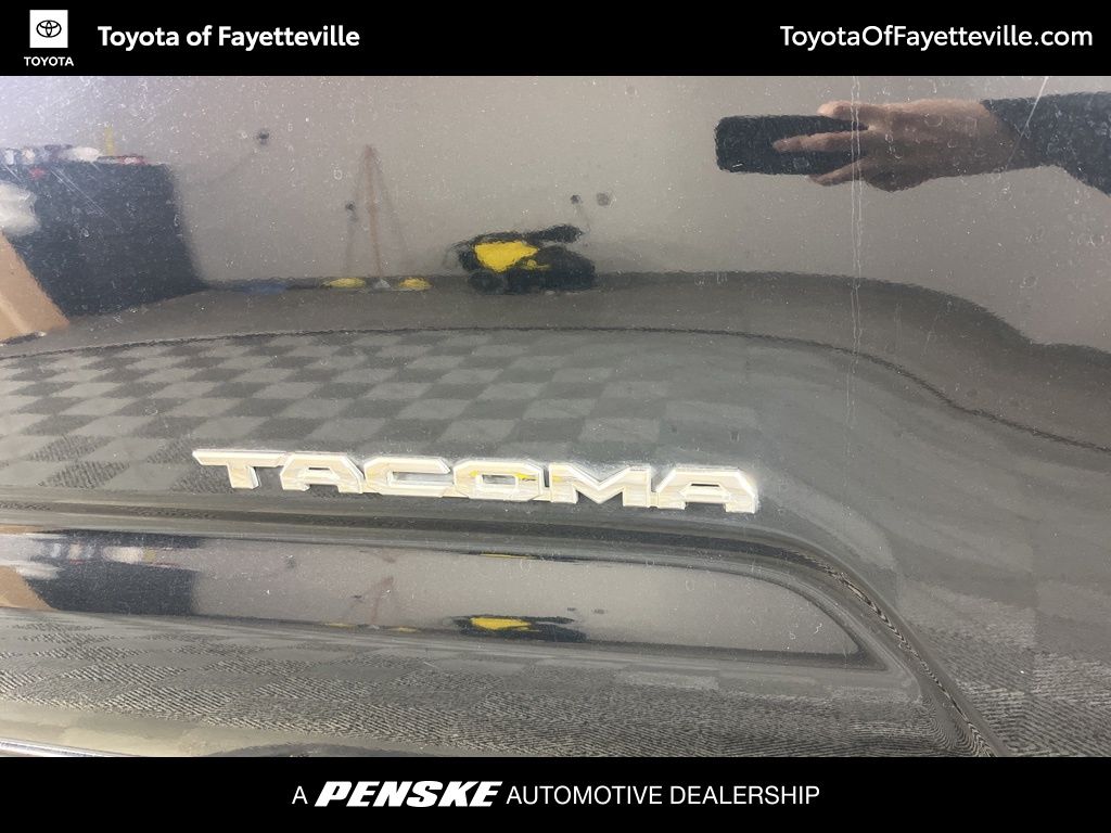 Thumbnail: 2019 Toyota Tacoma - 5