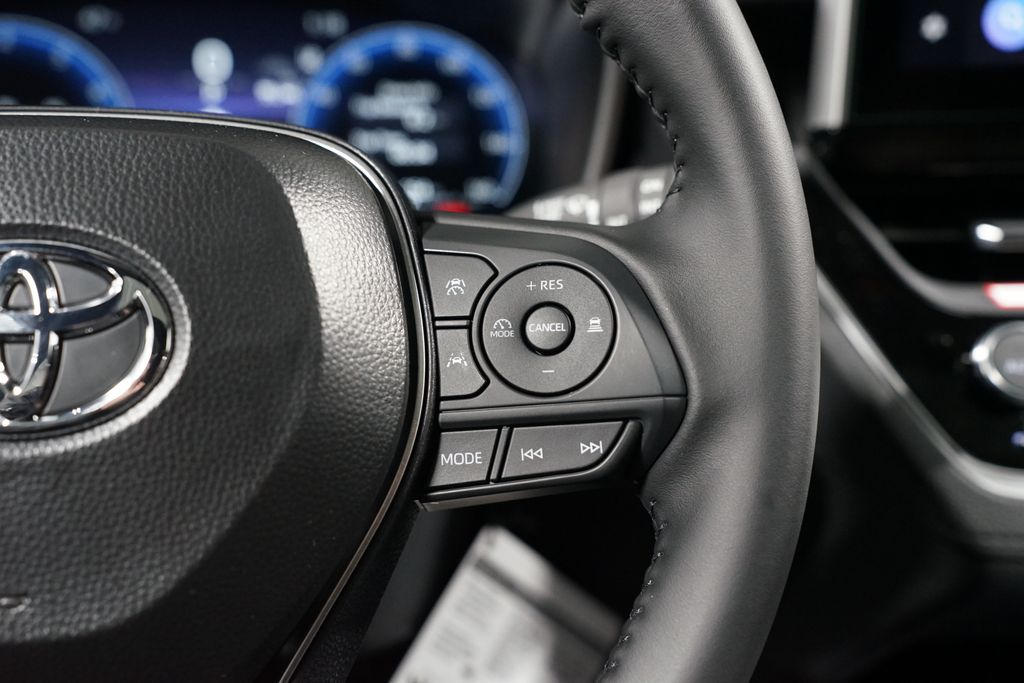 Thumbnail: 2026 Toyota Corolla Cross - 13