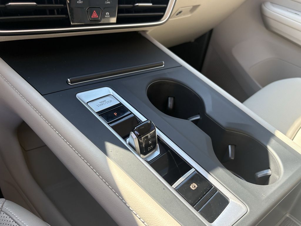 2024 Volkswagen Atlas 2.0T SE  at Big Star Chrysler Jeep Dodge Ram 