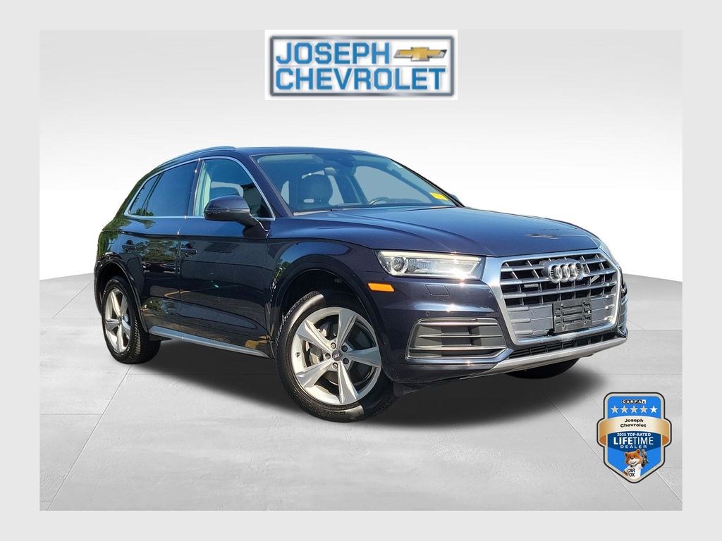 2020 Audi Q5 quattro Premium 45 TFSI