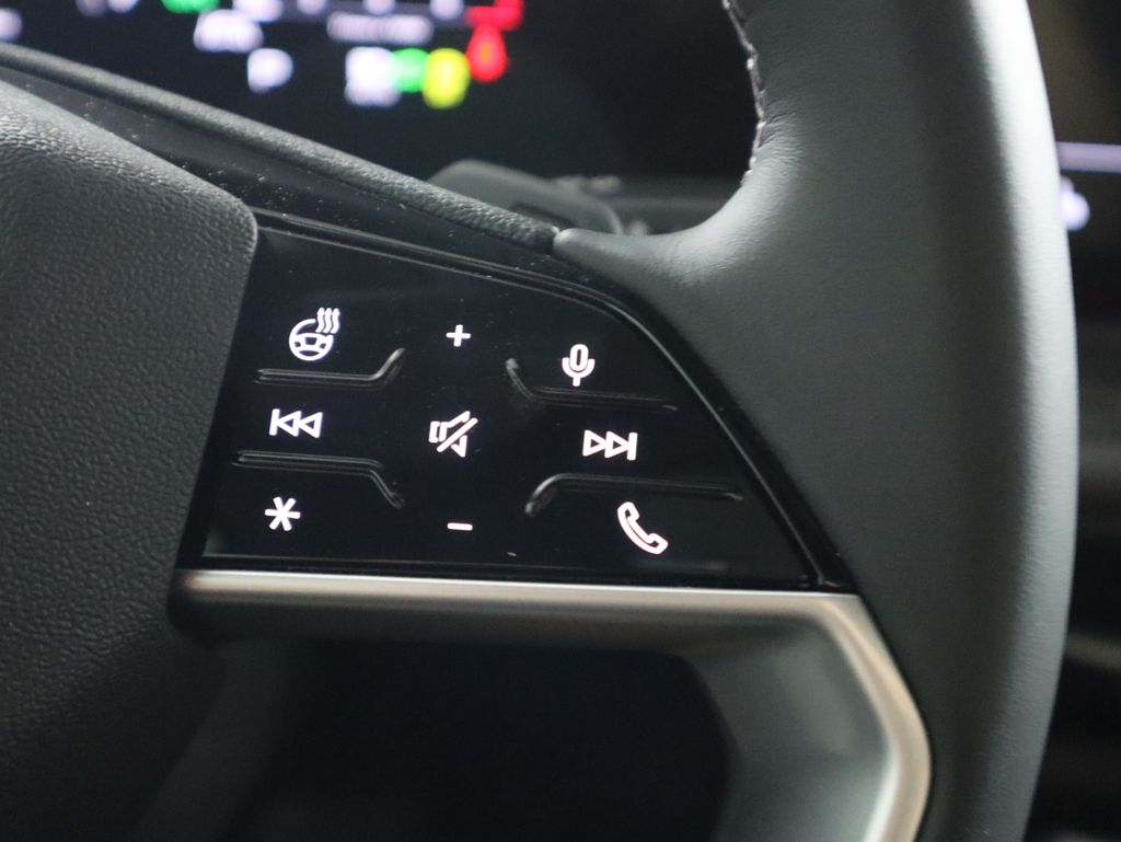 Thumbnail: 2025 Audi Q5 - 12