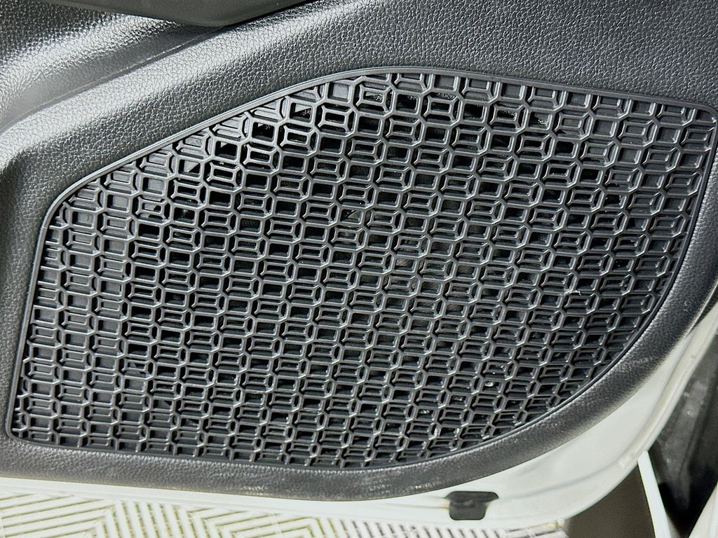 Thumbnail: 2024 Toyota Tacoma - 19