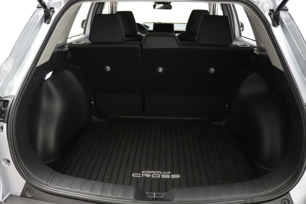 Thumbnail: 2023 Toyota Corolla Cross - 22