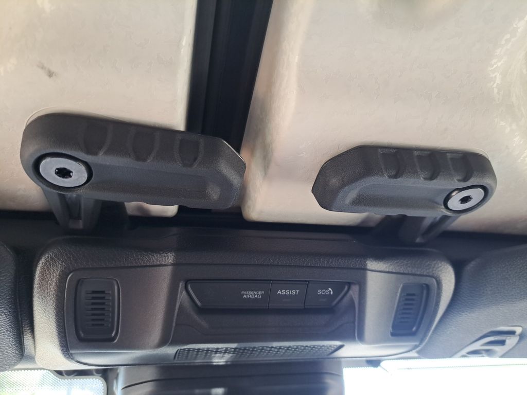 New Car 2025 Jeep Gladiator  Mojave For Sale Under $50,000 In Austin, Texas