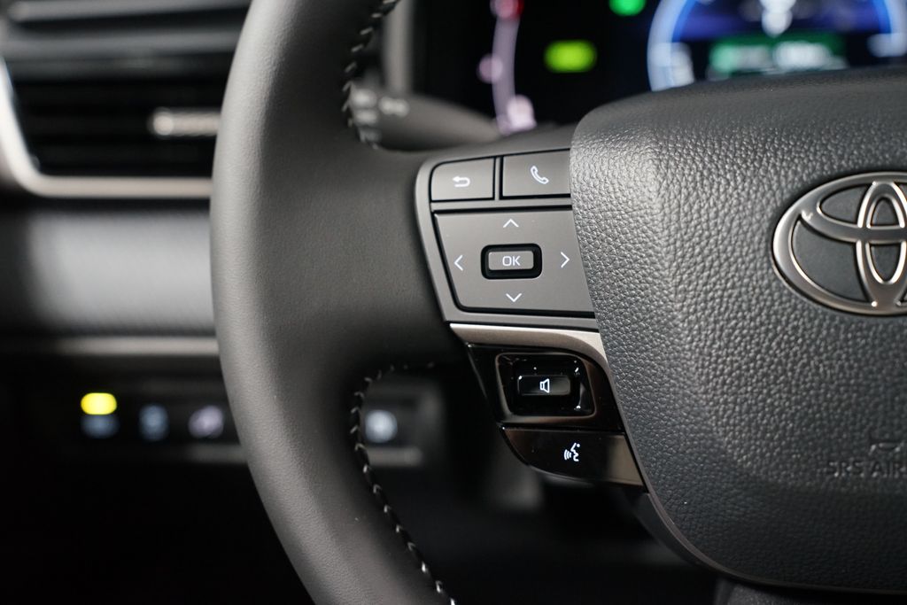 Thumbnail: 2026 Toyota Camry - 14