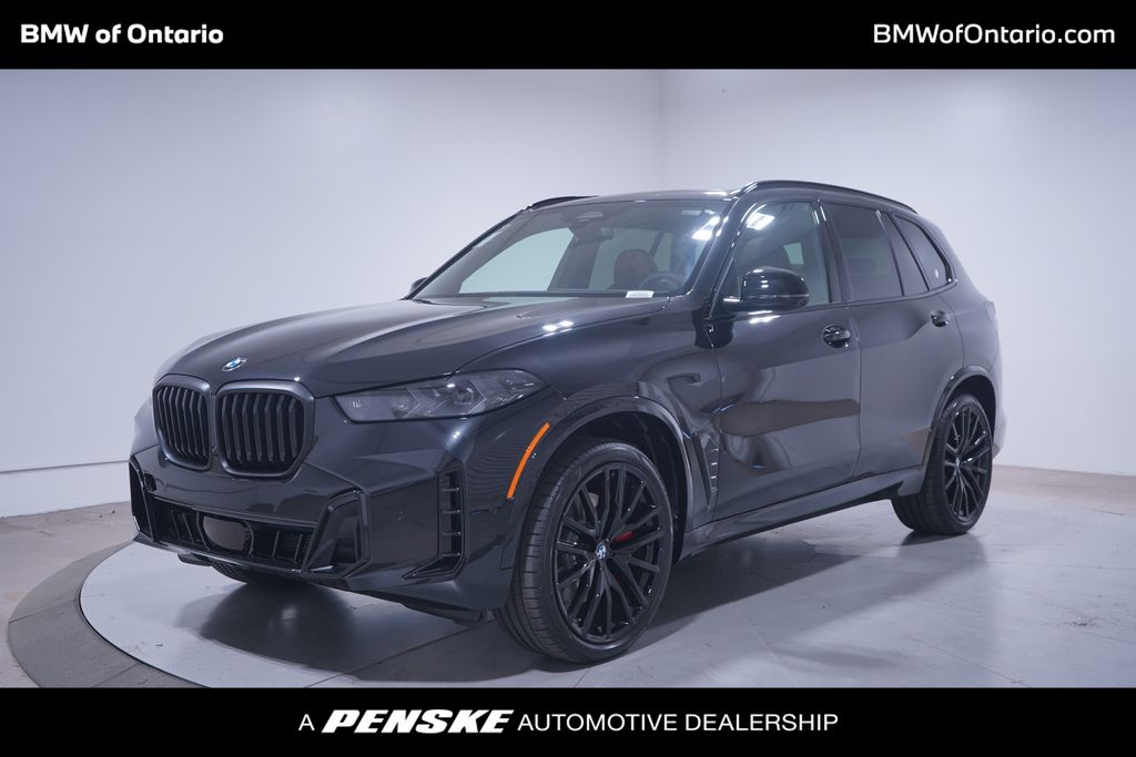 2026 BMW X5 xDrive40i Hero Image