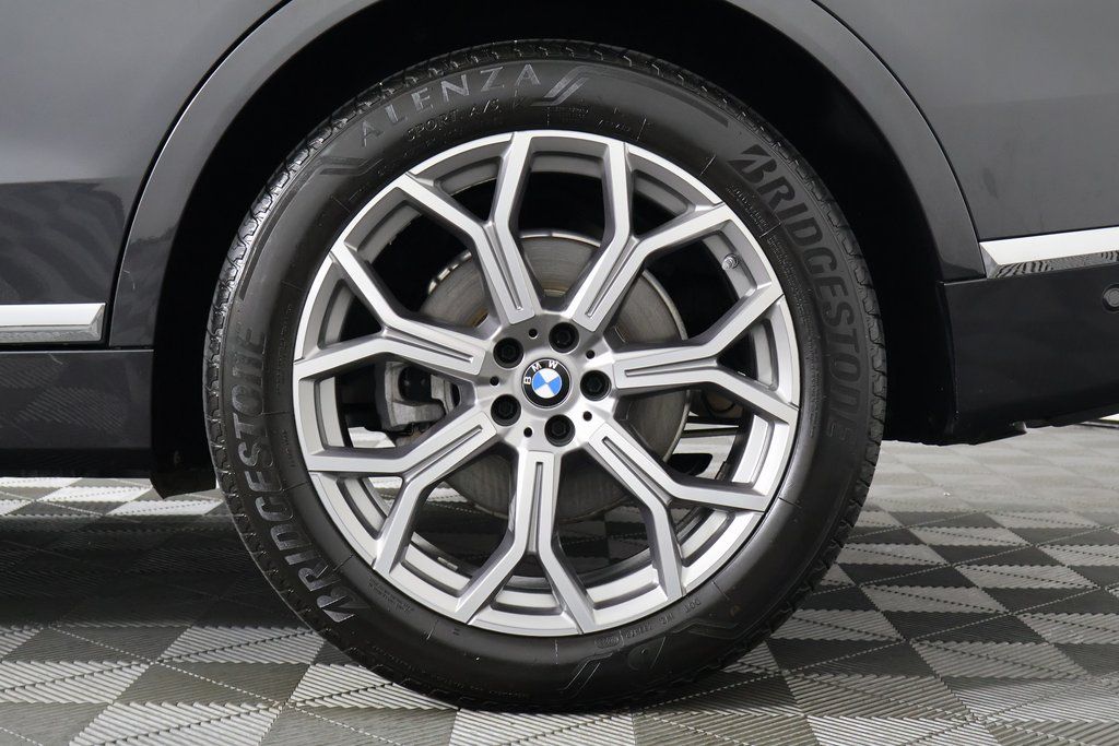 Thumbnail: 2020 BMW X7 - 17