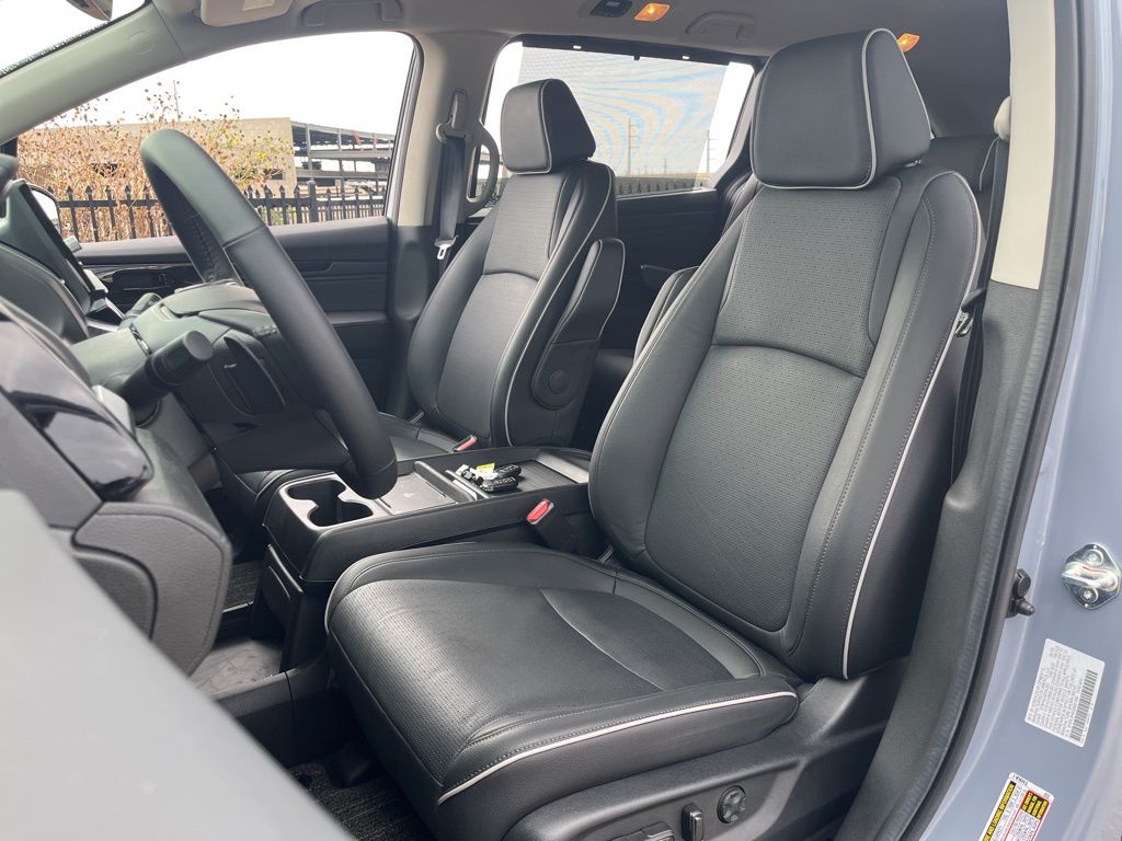 Thumbnail: 2025 Honda Odyssey - 26