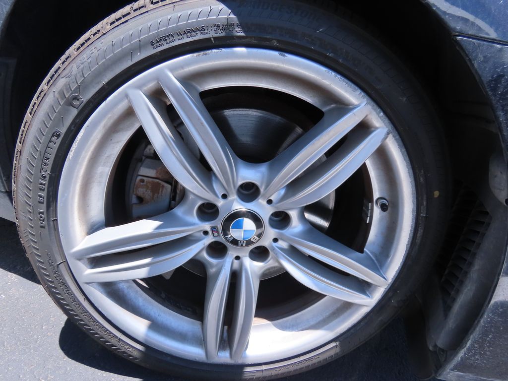 2016 BMW 5 Series 550i xDrive 18