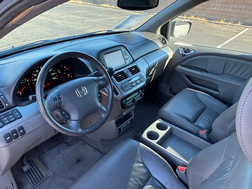 Thumbnail: 2010 Honda Odyssey - 9
