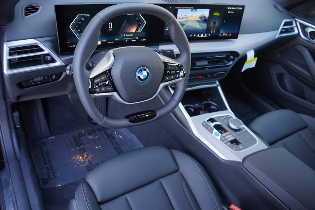 2025 BMW i4 eDrive40 12