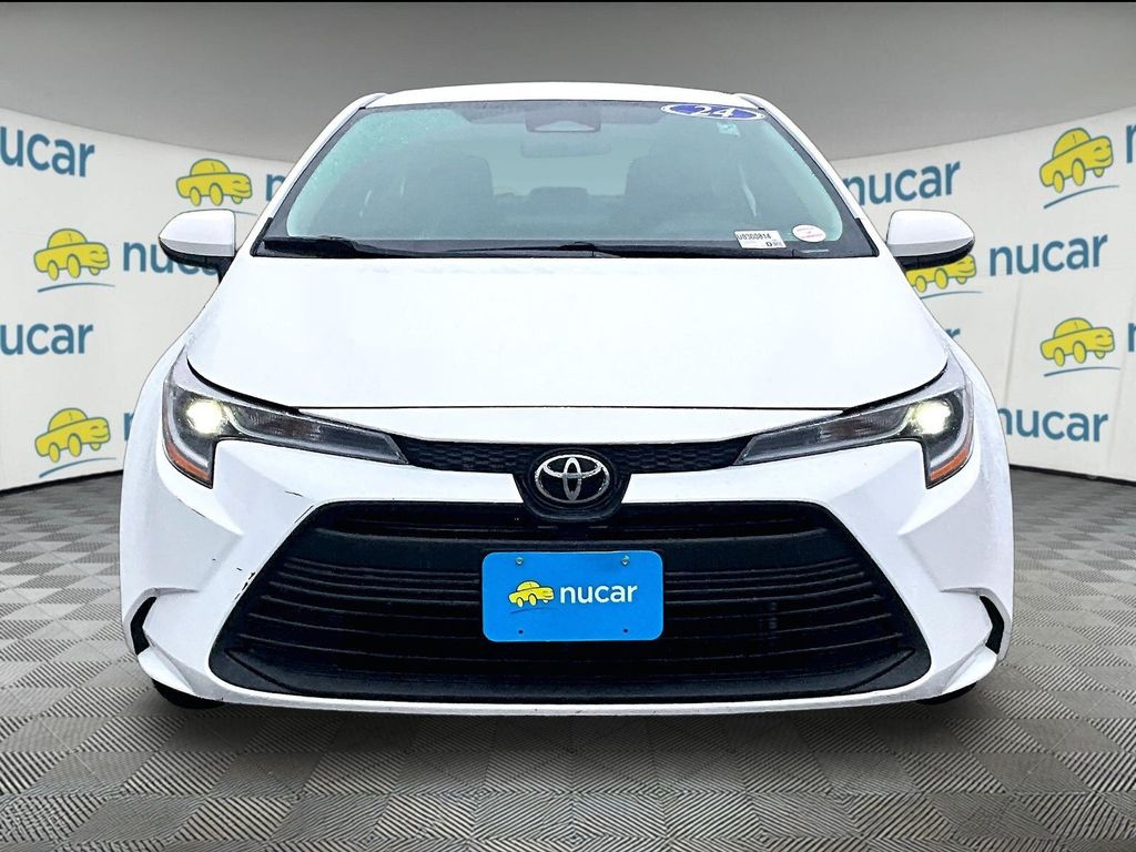 2024 Toyota Corolla — photo 2