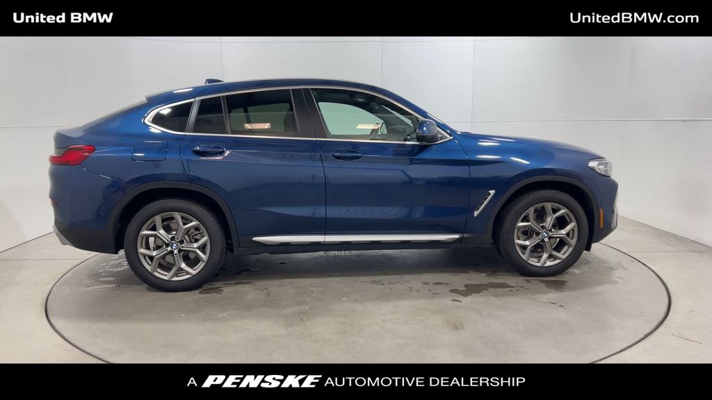 2024 BMW X4 xDrive30i 9