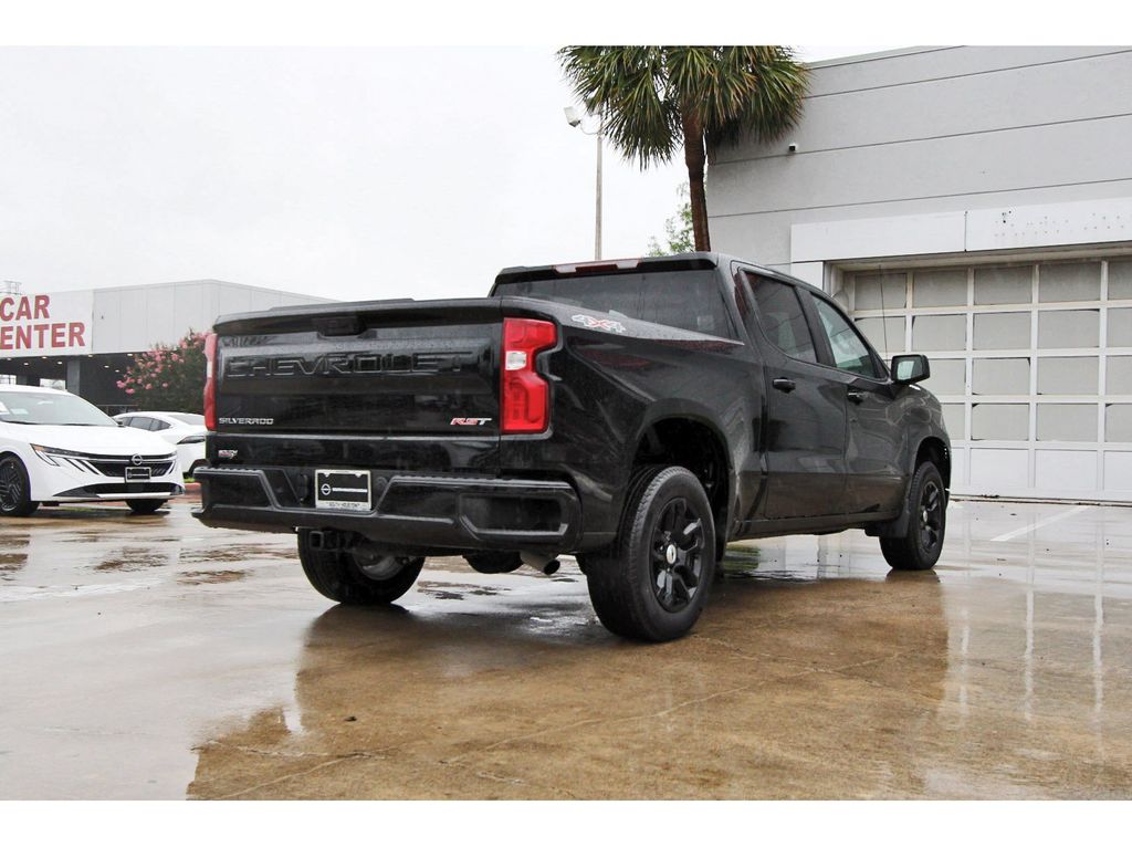 2026 Chevrolet Silverado 1500 RST - 3