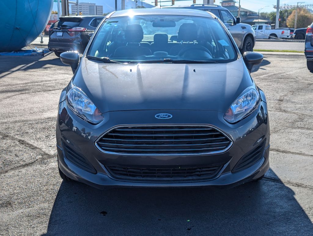 2017 Ford Fiesta SE 10