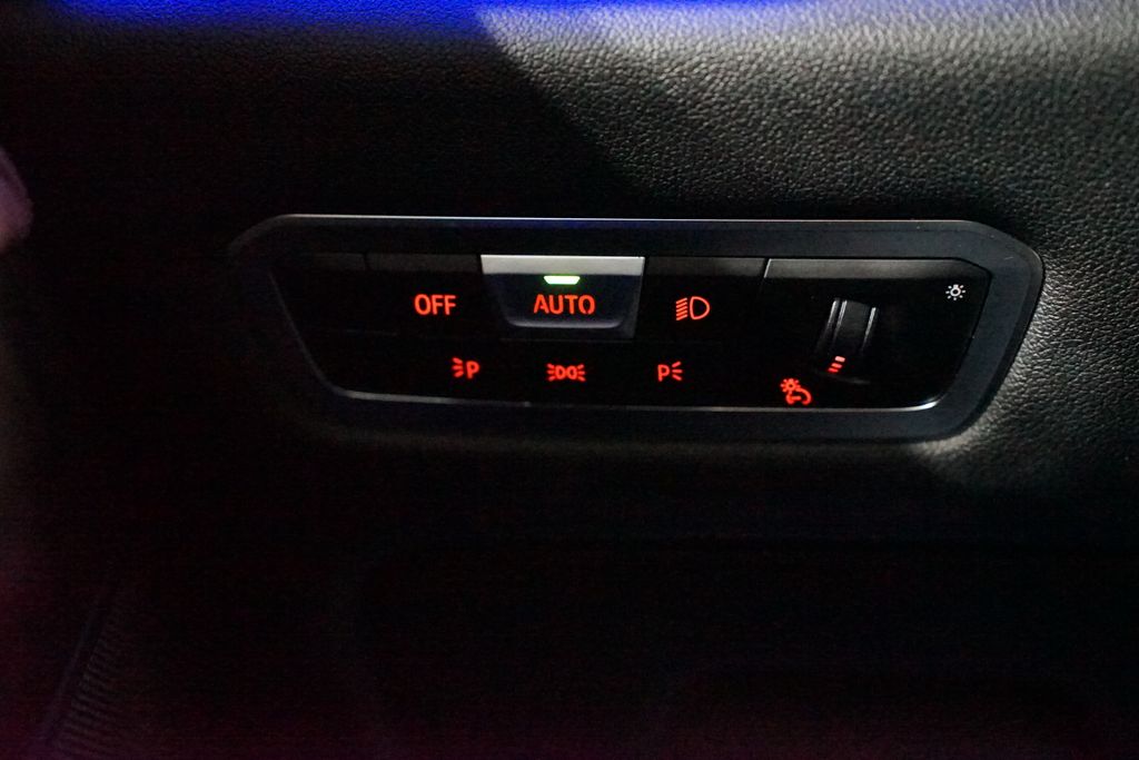 Thumbnail: 2022 BMW X5 - 23