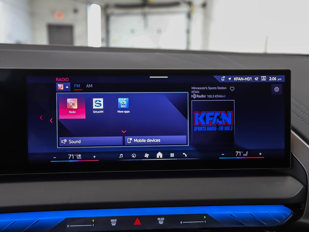 Thumbnail: 2026 BMW X3 - 16