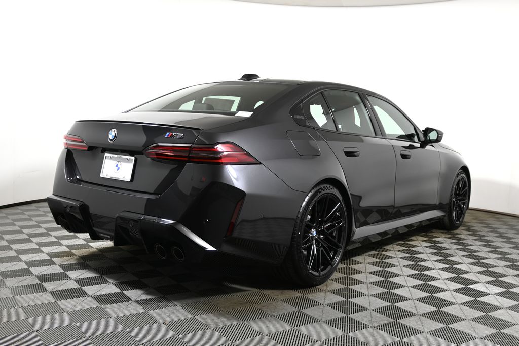 Thumbnail: 2026 BMW M5 - 7