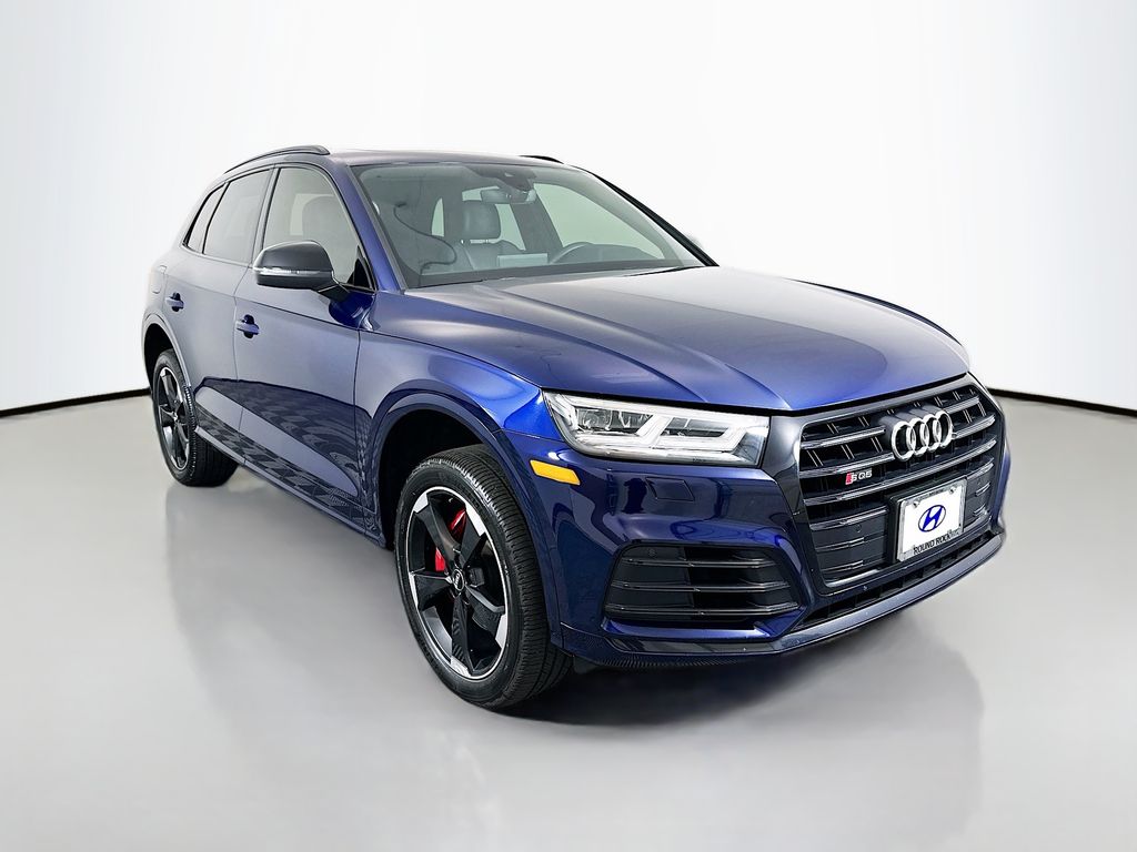 Thumbnail: 2020 Audi SQ5 - 3