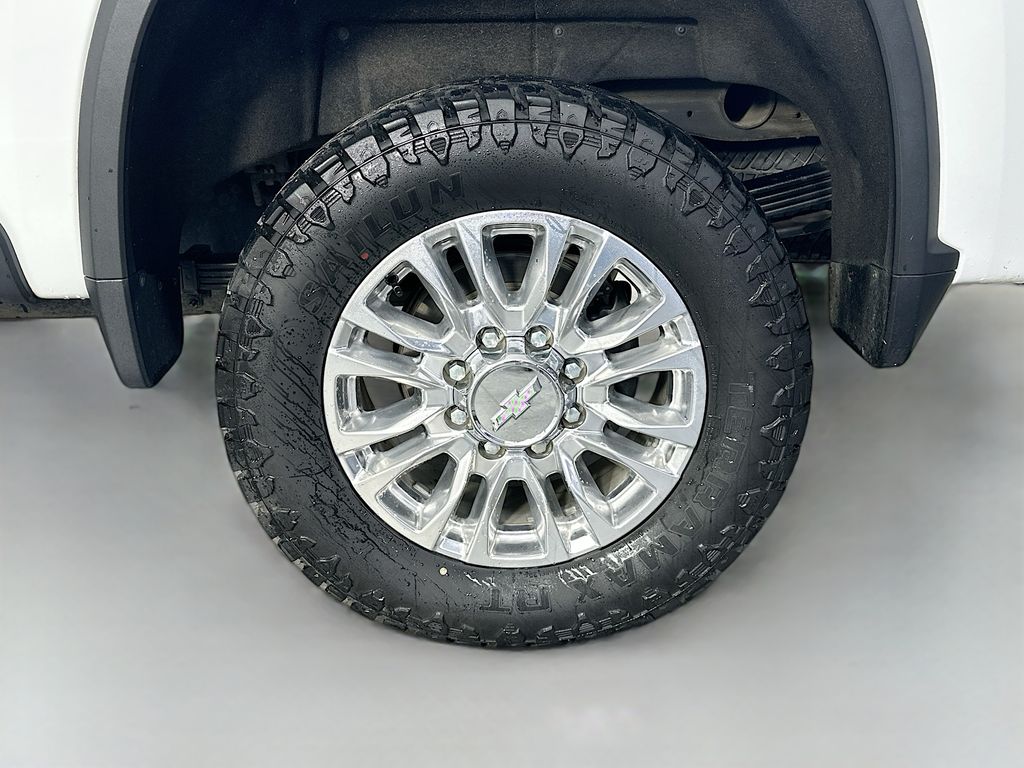 ChevroletSilverado 2500HD35
