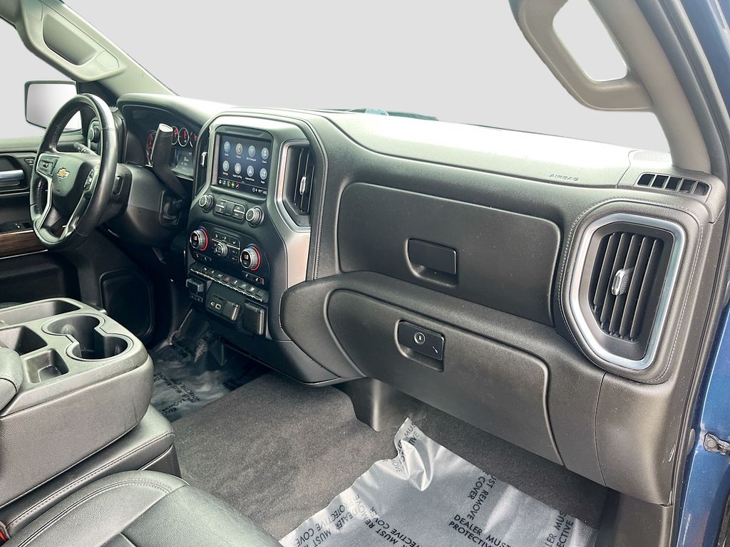 Used 2021 Blue Chevrolet LT image 28