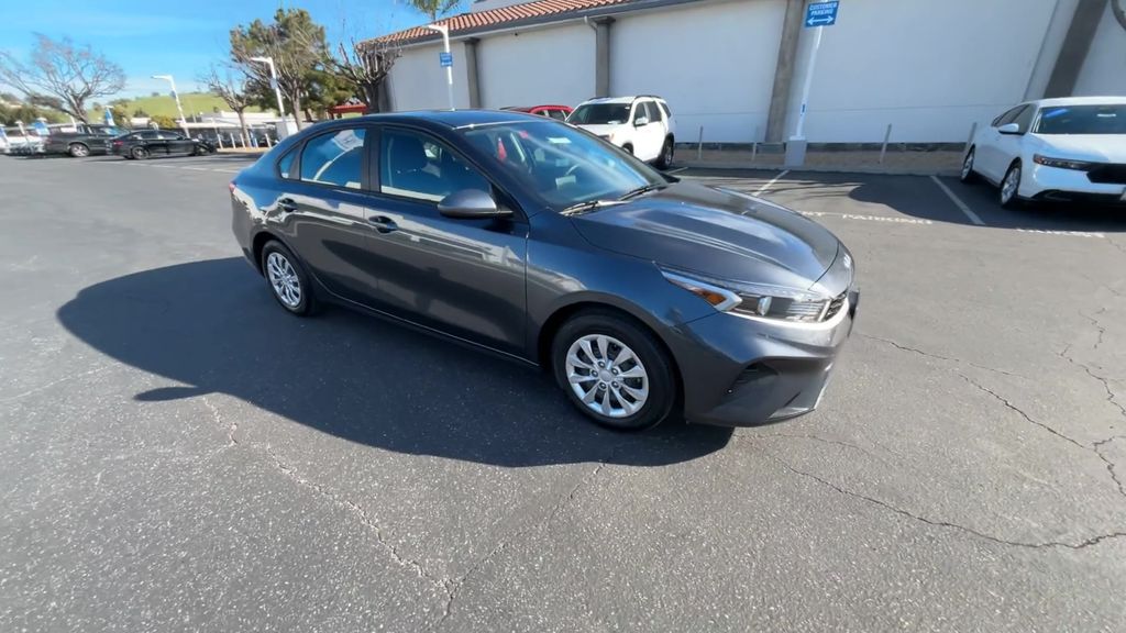 Thumbnail: 2023 Kia Forte - 2