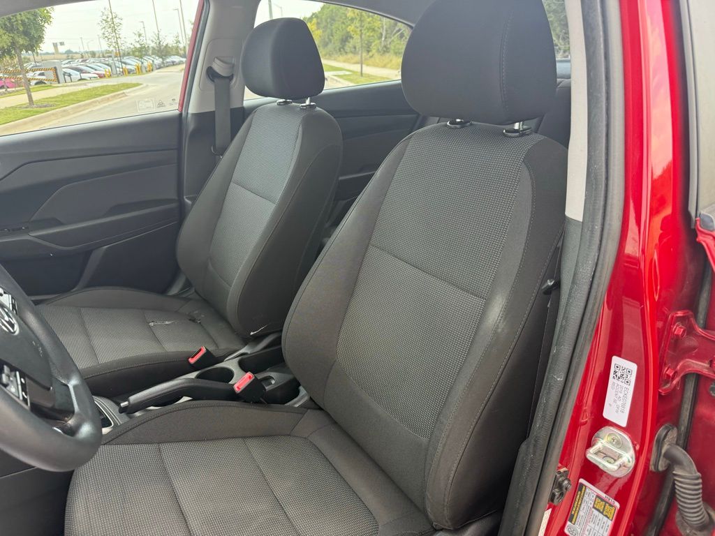 Thumbnail: 2019 Hyundai Accent - 13