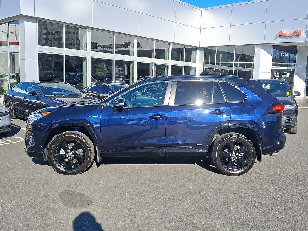 Thumbnail: 2021 Toyota RAV4 - 7