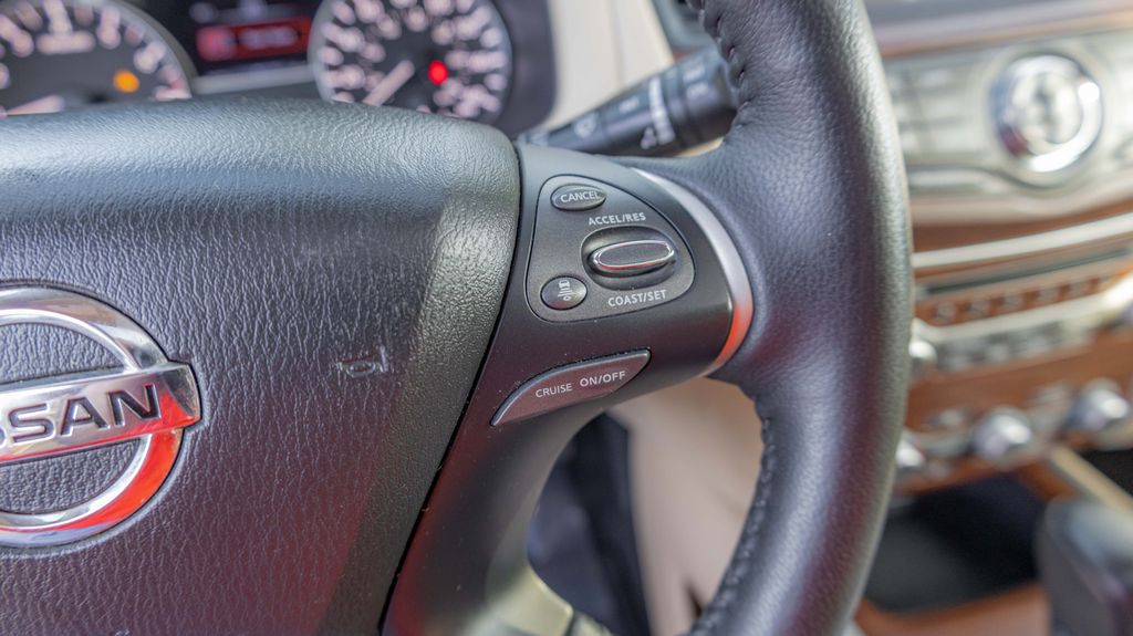 Used 2020 Nissan Pathfinder Platinum 4D Sport Utility