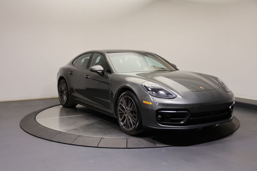 Thumbnail: 2022 Porsche Panamera - 7