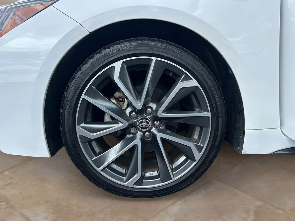Used Car 2022 Toyota Corolla  Se Nightshade For Sale Under $20,000 In Floresville, Texas