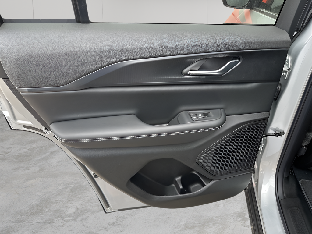 New Car 2025 Jeep Grand Cherokee  Laredo X For Sale Under $40,000 In Austin, Texas