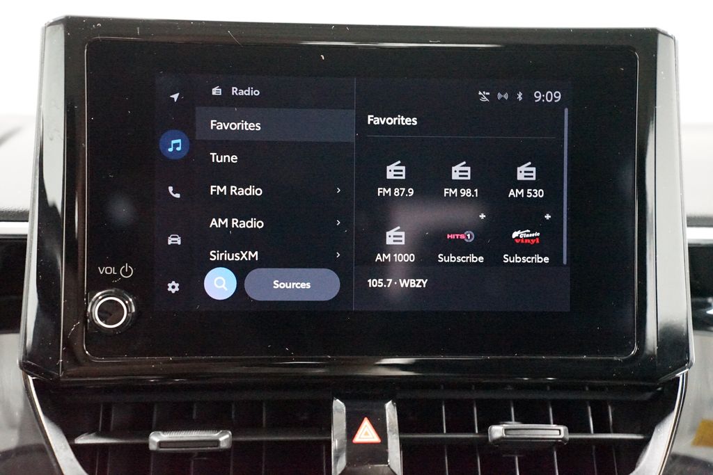 Thumbnail: 2023 Toyota Corolla - 18