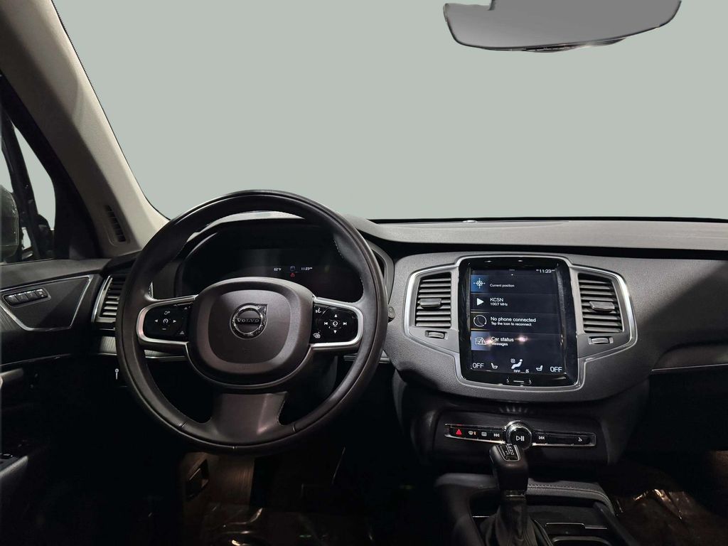 Used 2020 Osmium Gray Metallic Volvo T6 Momentum image 19