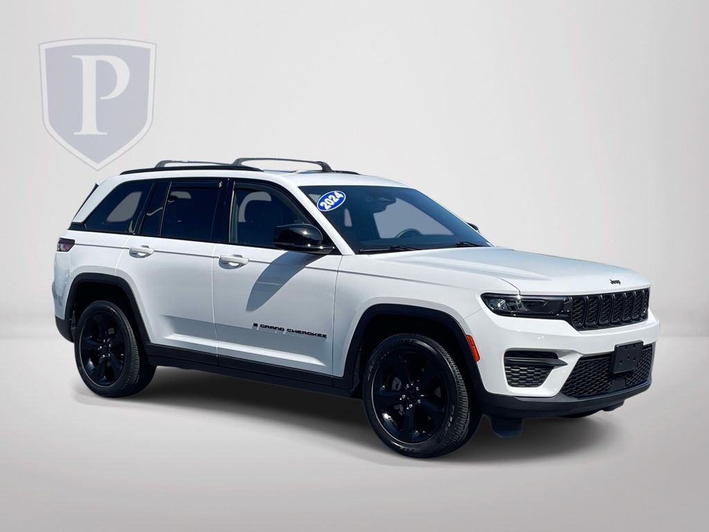 Bright White Clearcoat 2024 Jeep Grand Cherokee Altitude X 4WD SUV / Crossover Four-Wheel Drive 8-Speed Automatic
