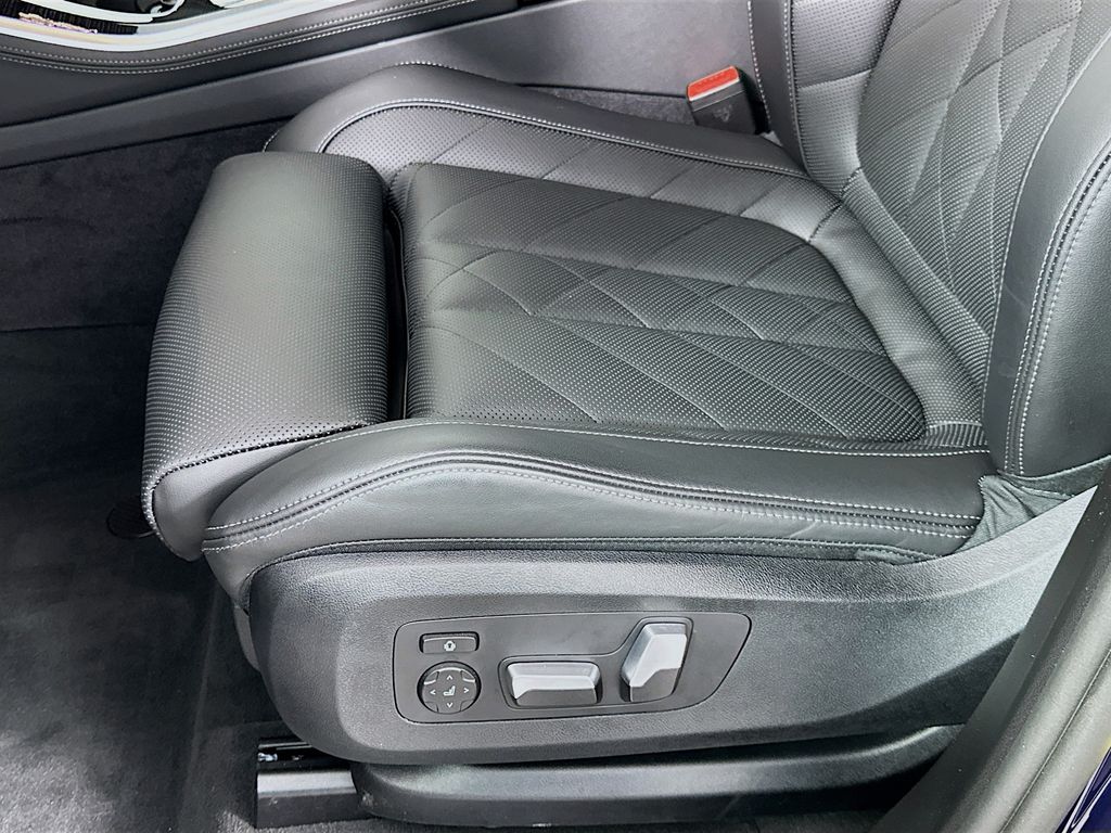 Thumbnail: 2025 BMW X5 - 20