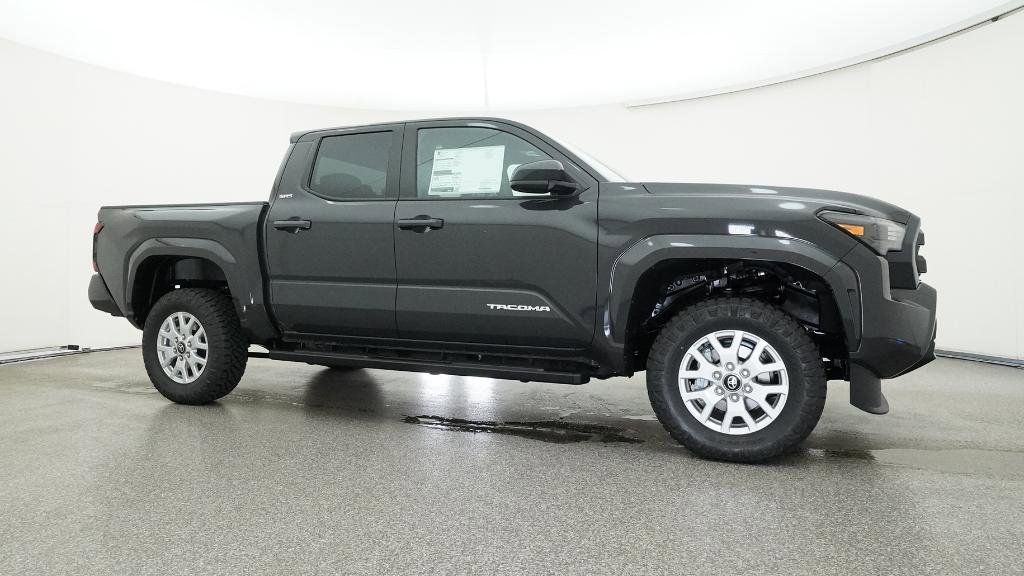 Thumbnail: 2025 Toyota Tacoma - 18