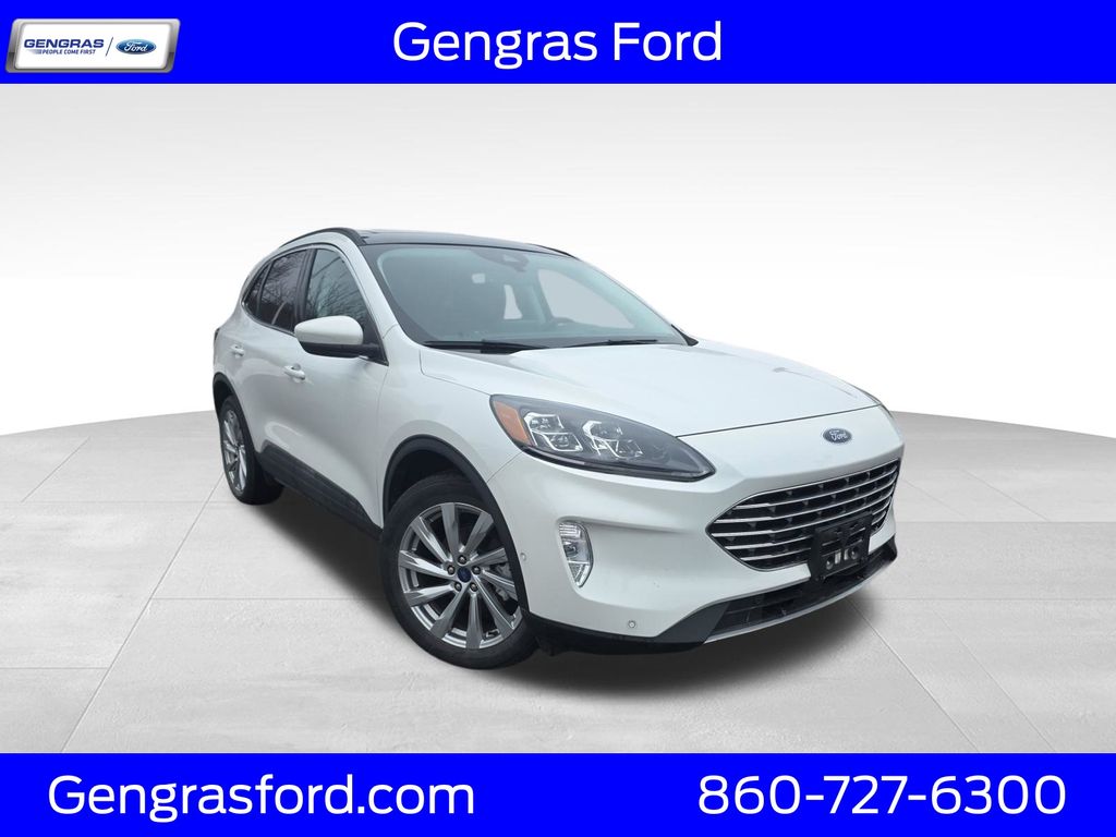 2022 Ford Escape Titanium AWD