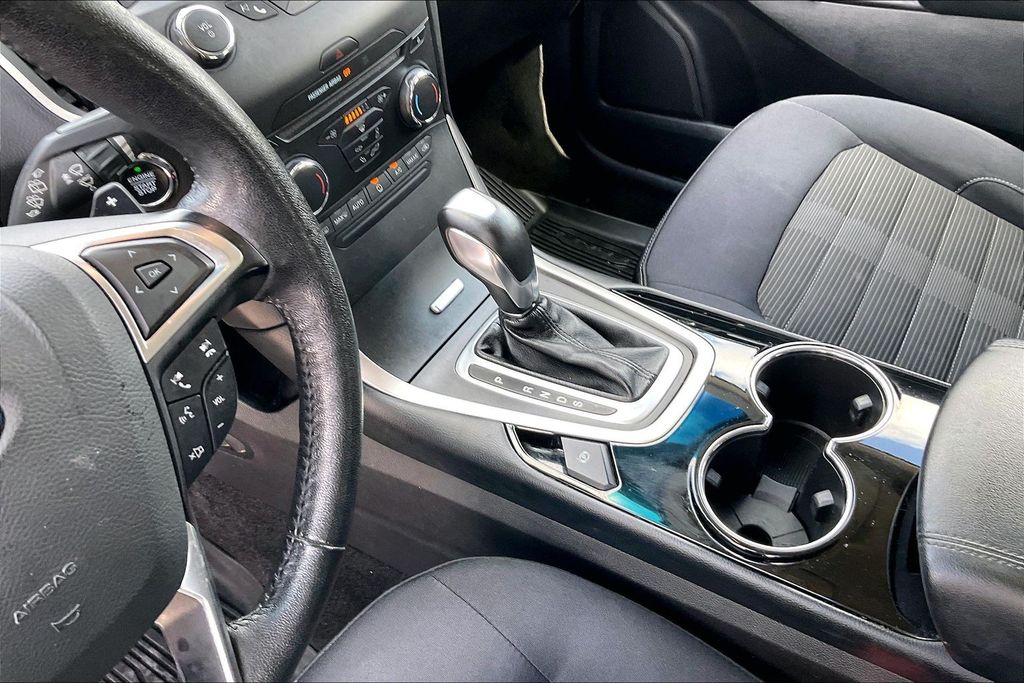 Used 2018 Ford Edge SEL 4D Sport Utility