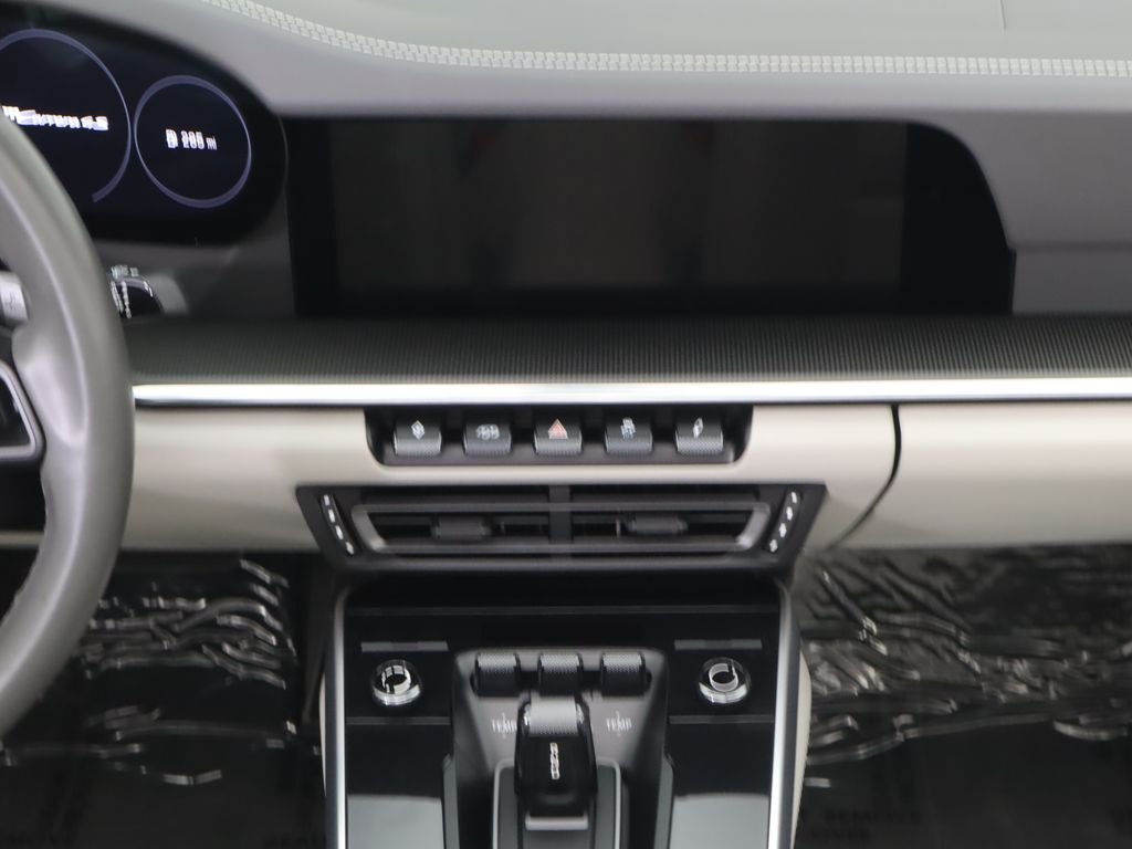 Thumbnail: 2021 Porsche 911 - 22